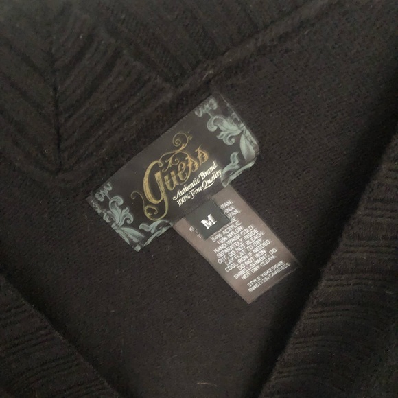 Women’s Guess v-neck sweater - Picture 6 of 7